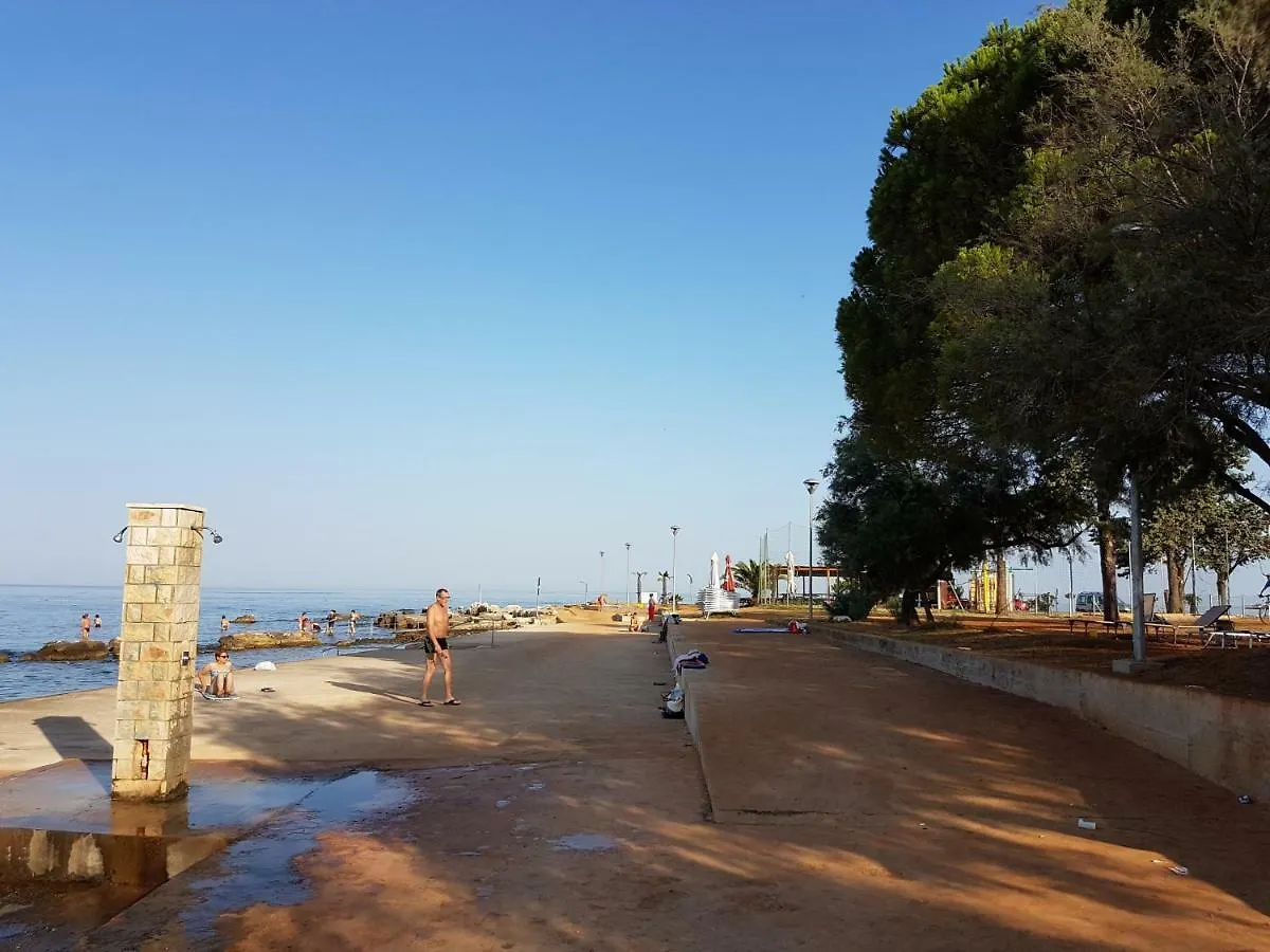 Beachfront Studio Palma Umago Appartamento