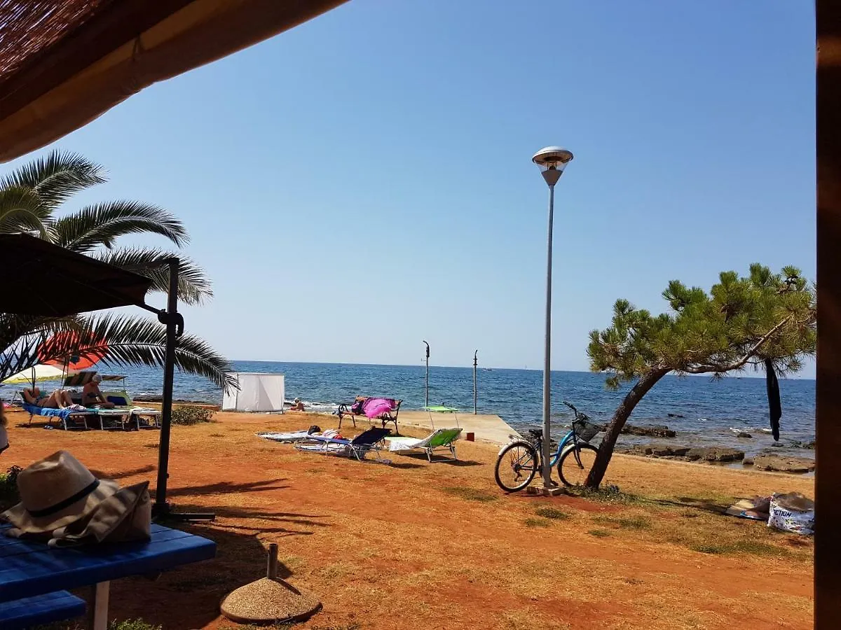 Beachfront Studio Palma Umag Chorvatsko